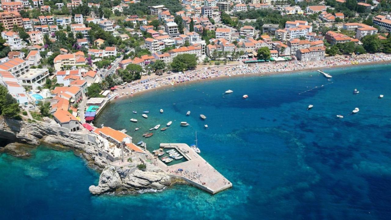 Montenegro Sea Pearl Apartments Petrovac Luaran gambar