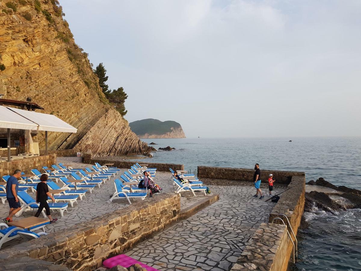 Montenegro Sea Pearl Apartments Petrovac Luaran gambar