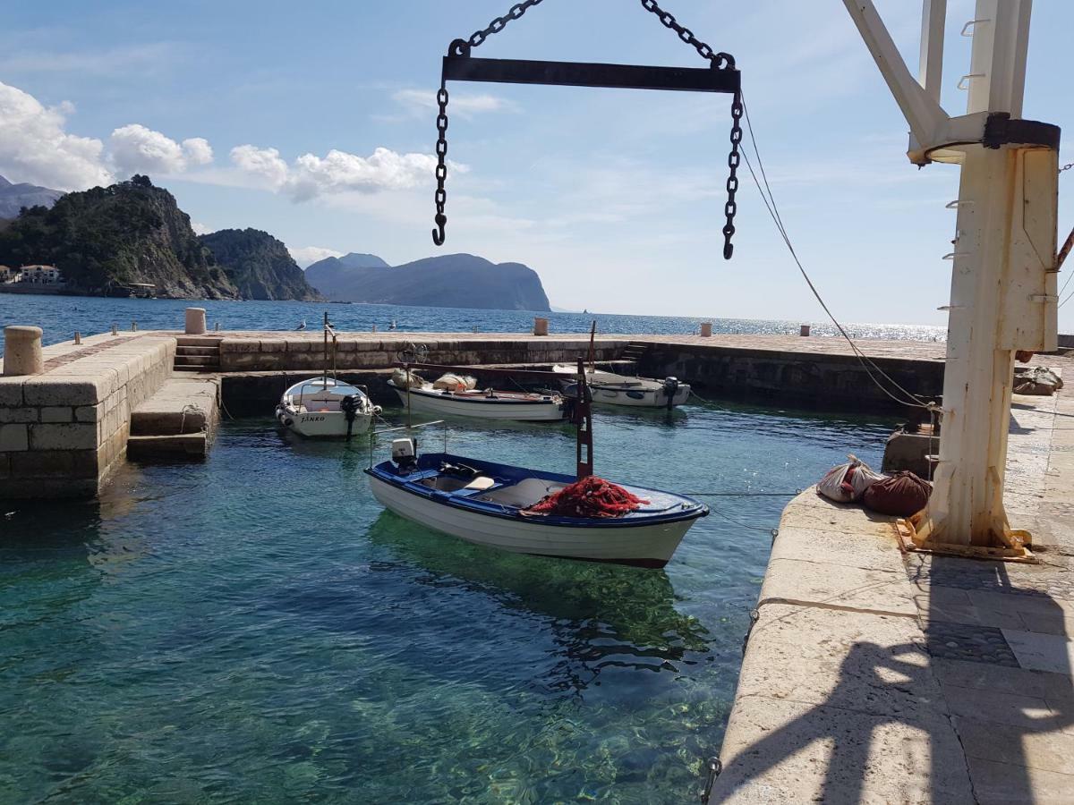 Montenegro Sea Pearl Apartments Petrovac Luaran gambar