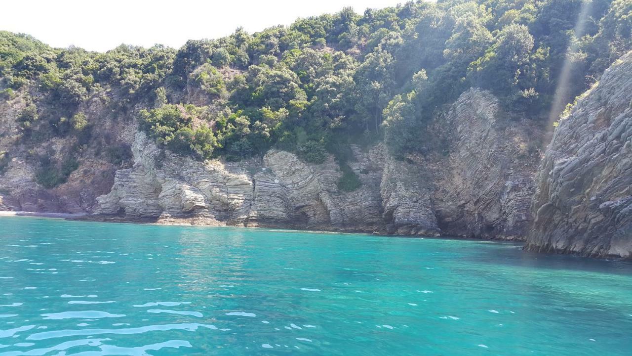 Montenegro Sea Pearl Apartments Petrovac Luaran gambar
