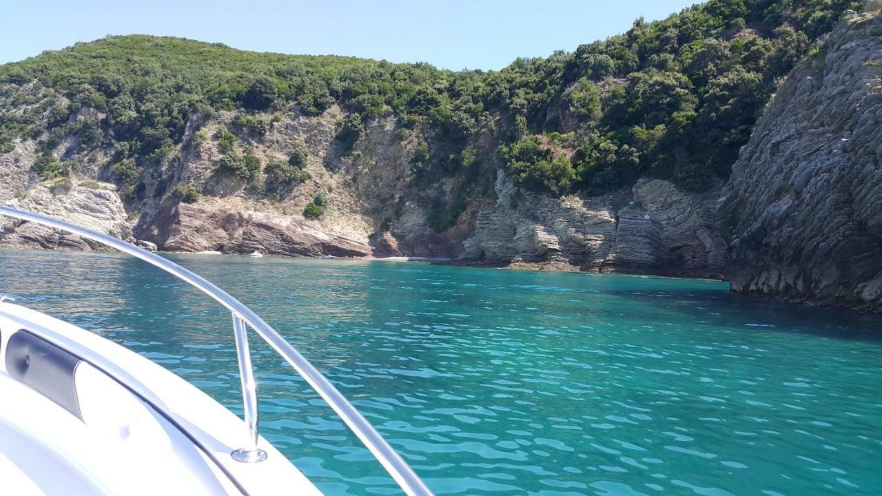 Montenegro Sea Pearl Apartments Petrovac Luaran gambar